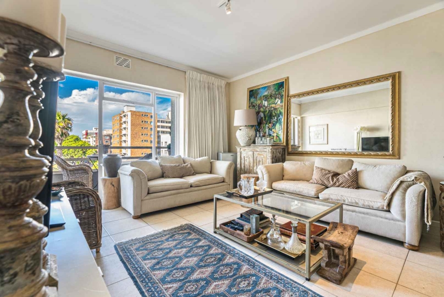 To Let 2 Bedroom Property for Rent in Sea Point Western Cape